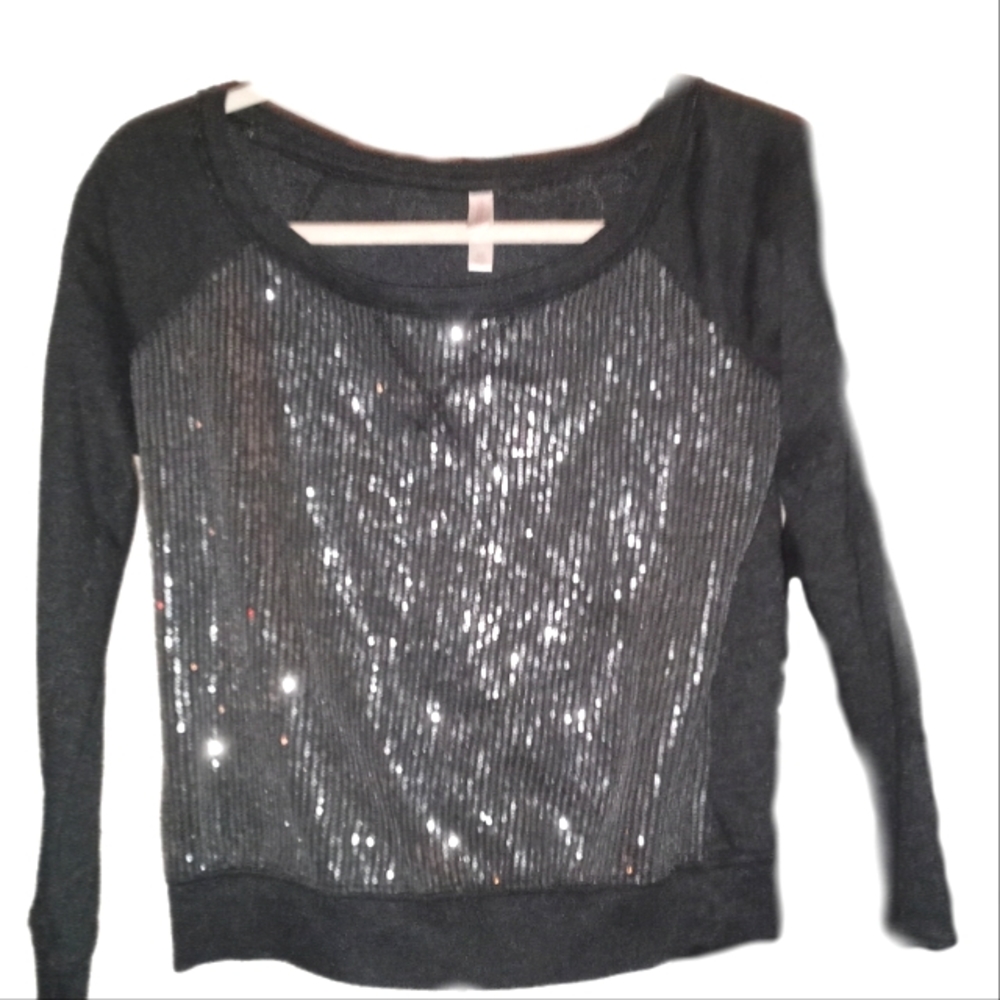 Xhilaration sweater